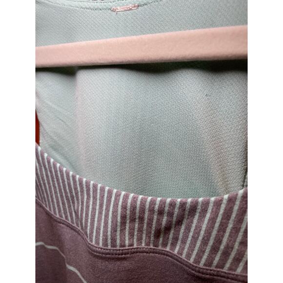 Lululemon Women‎ 4 Run First Base Tank Cliff Hanger Stripe Grey Mint Green Blue - Picture 11 of 13